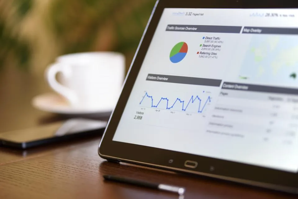 KPI's van SEO versus GEO: wat meet u waarvoor